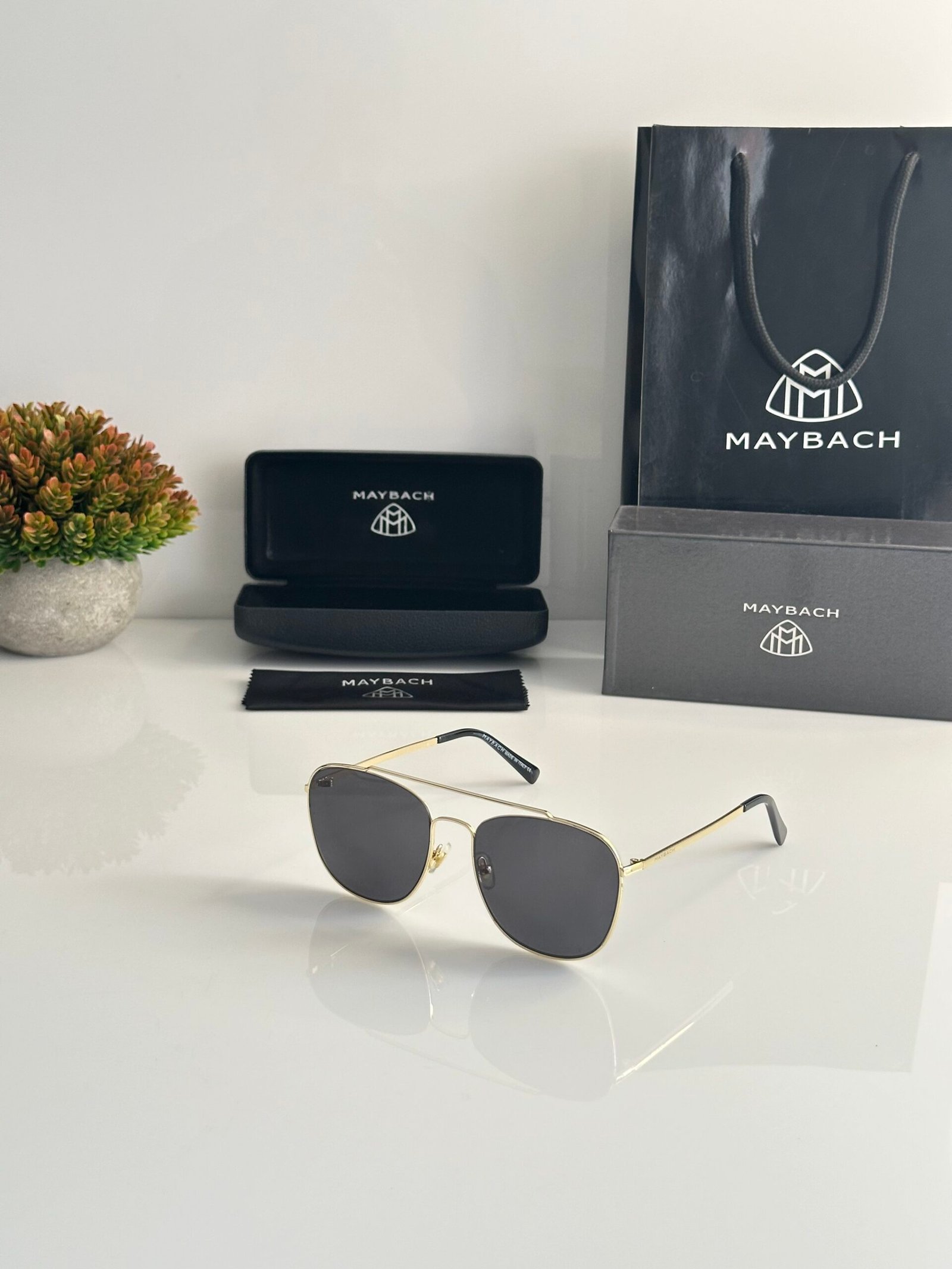 Maybach Z087 Gold Black