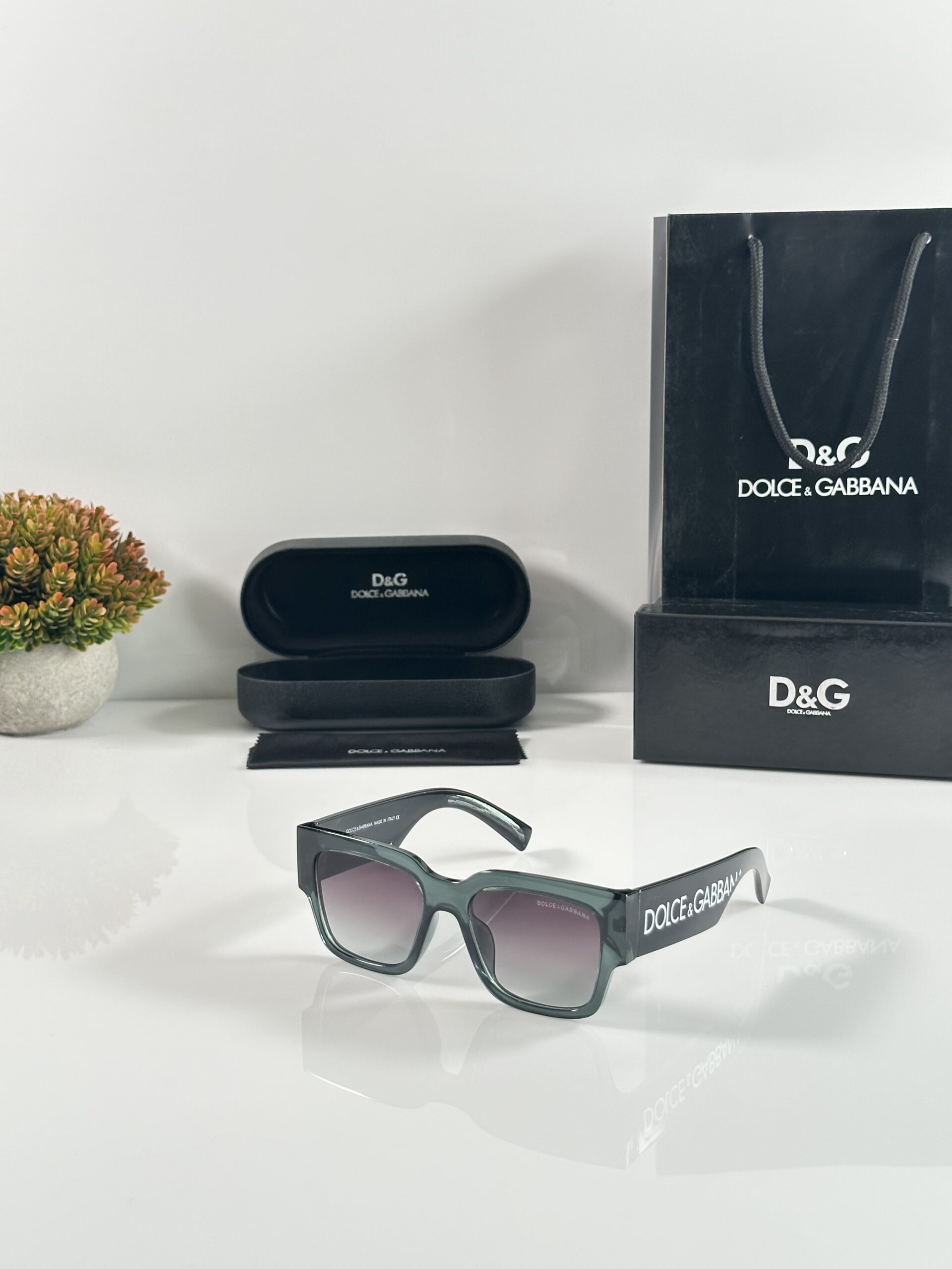 Dolce_&_Gabbana_6184_Green