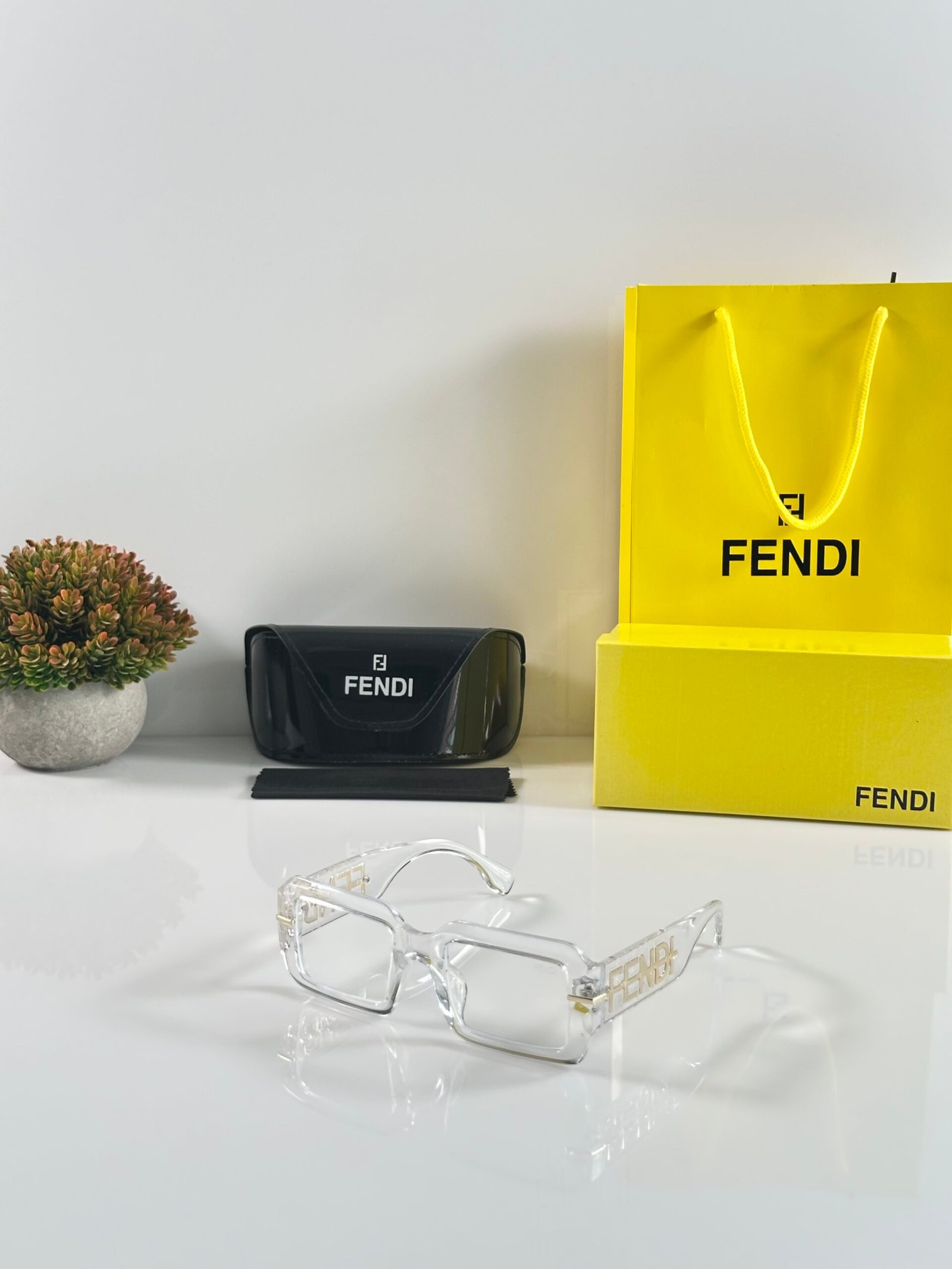 Fendi_8778_Water_Day