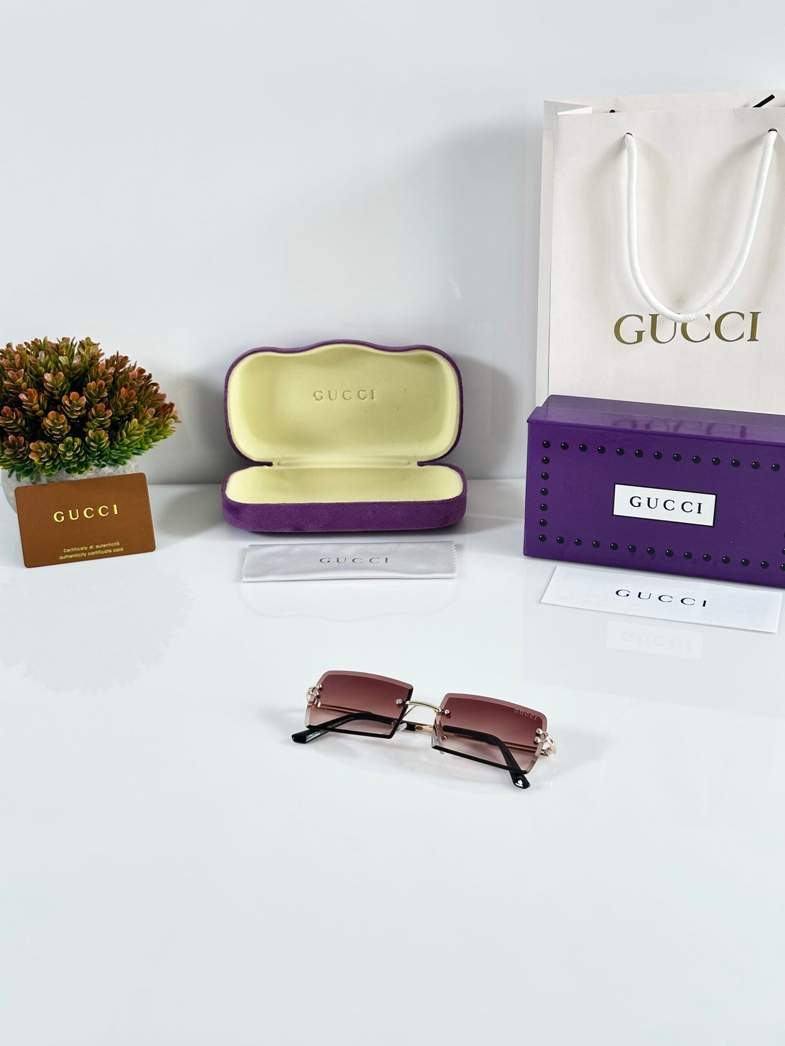 Gucci_5252_Gold_Brown_DC - Image 4