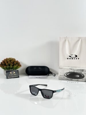 Oak 3382 Black