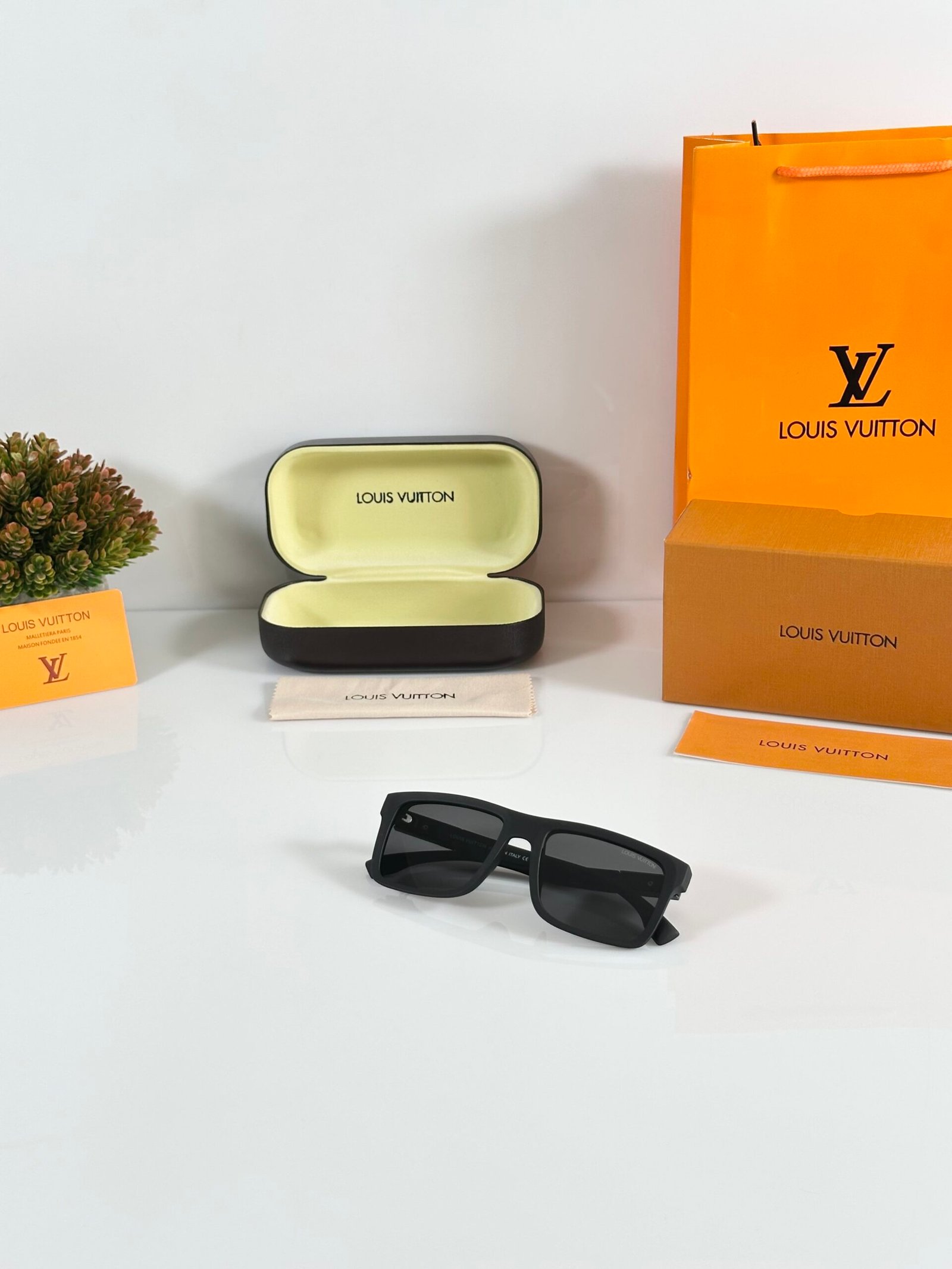 Louis_Vuitton_4577_Mate_Black - Image 4