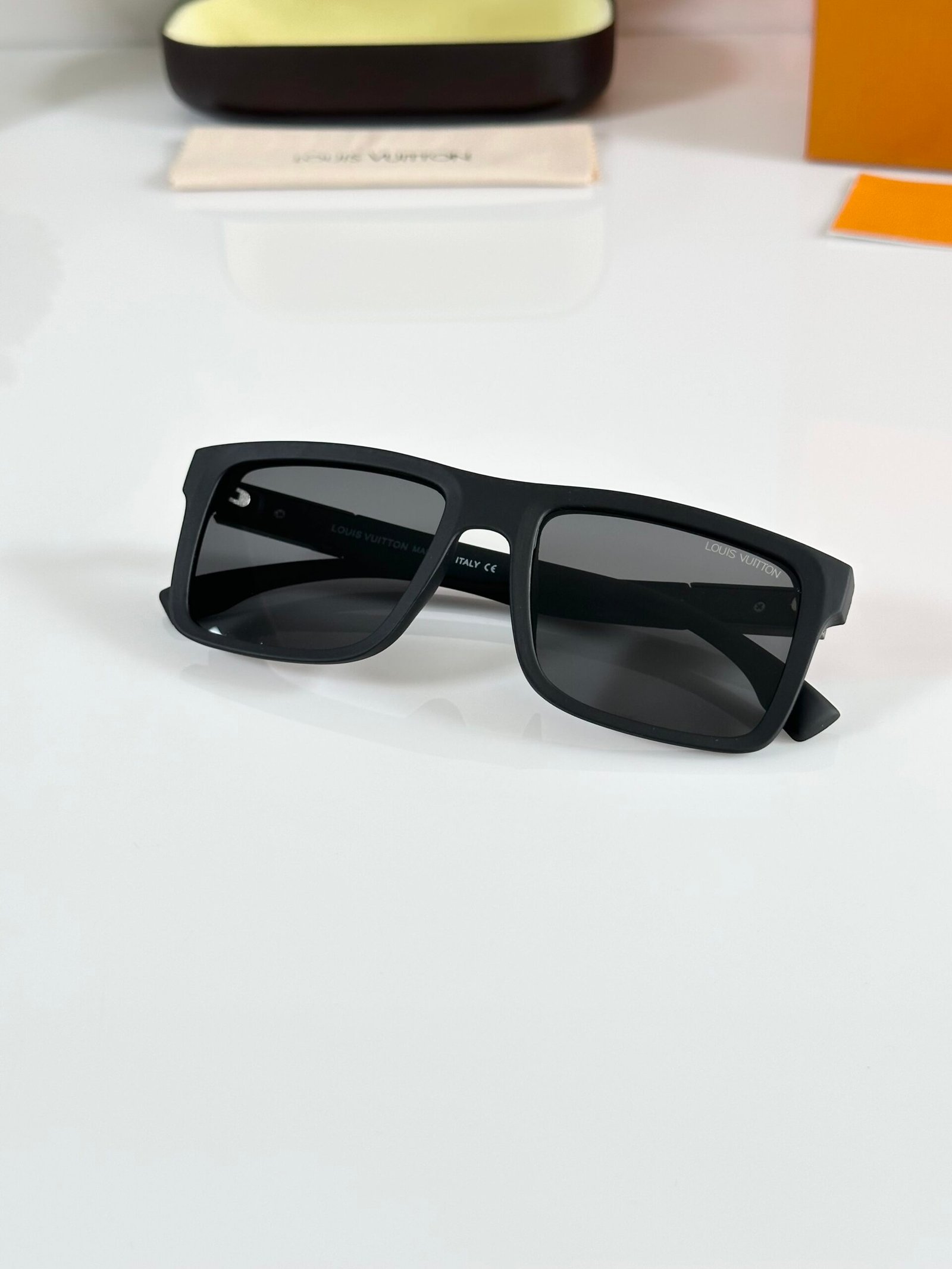 Louis_Vuitton_4577_Mate_Black - Image 3