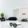 Oakley_3305_Black_Green