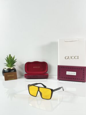 GG 7110 Black Yellow