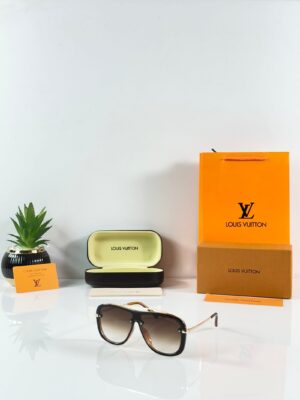 Louis_Vuitton_2068_Gold_Brown