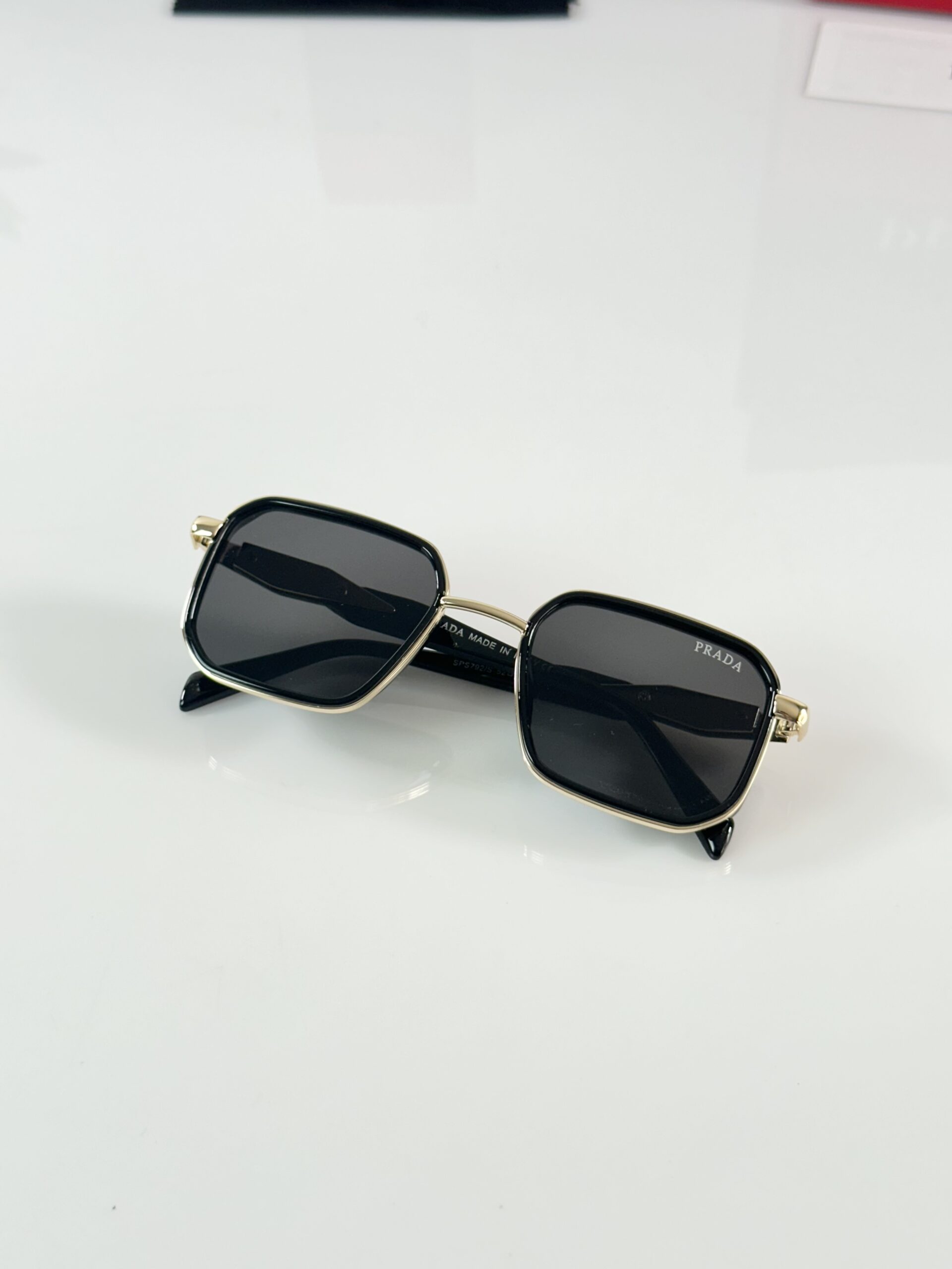 PR 792 Gold Black - Image 3
