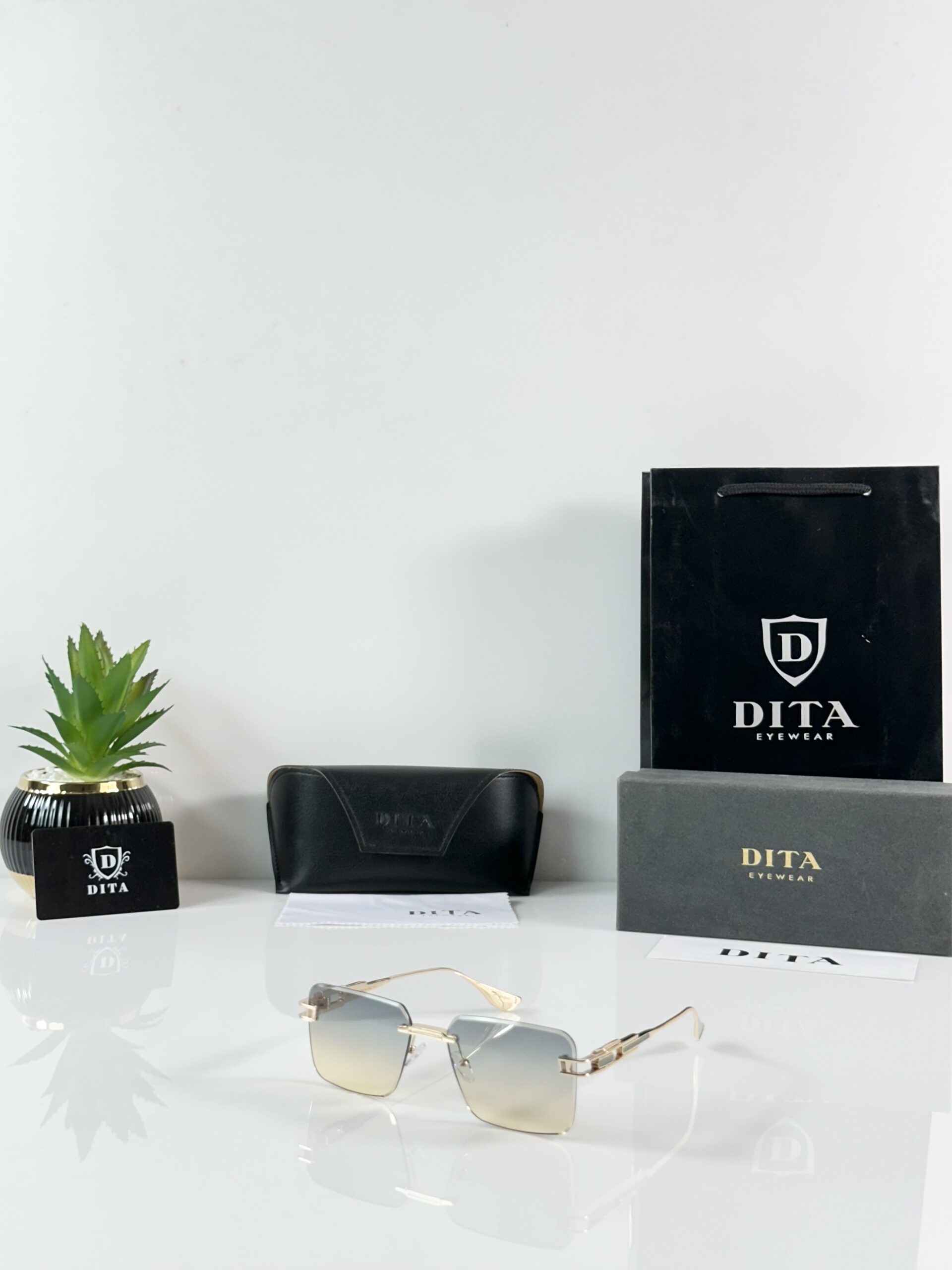 Dita 1035 Gold Green DC