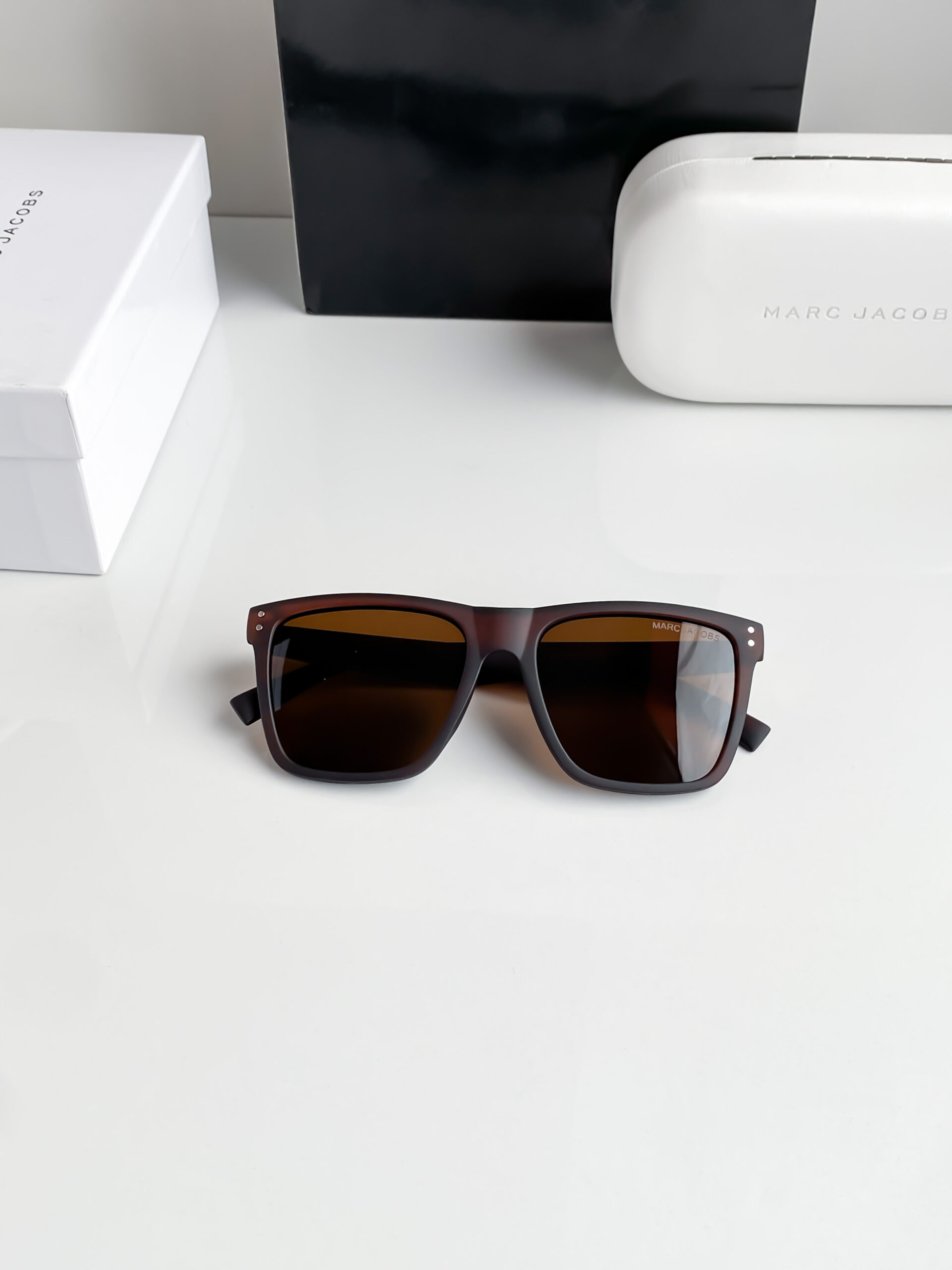 Marc Jacobs brown CA 6000 - Image 7