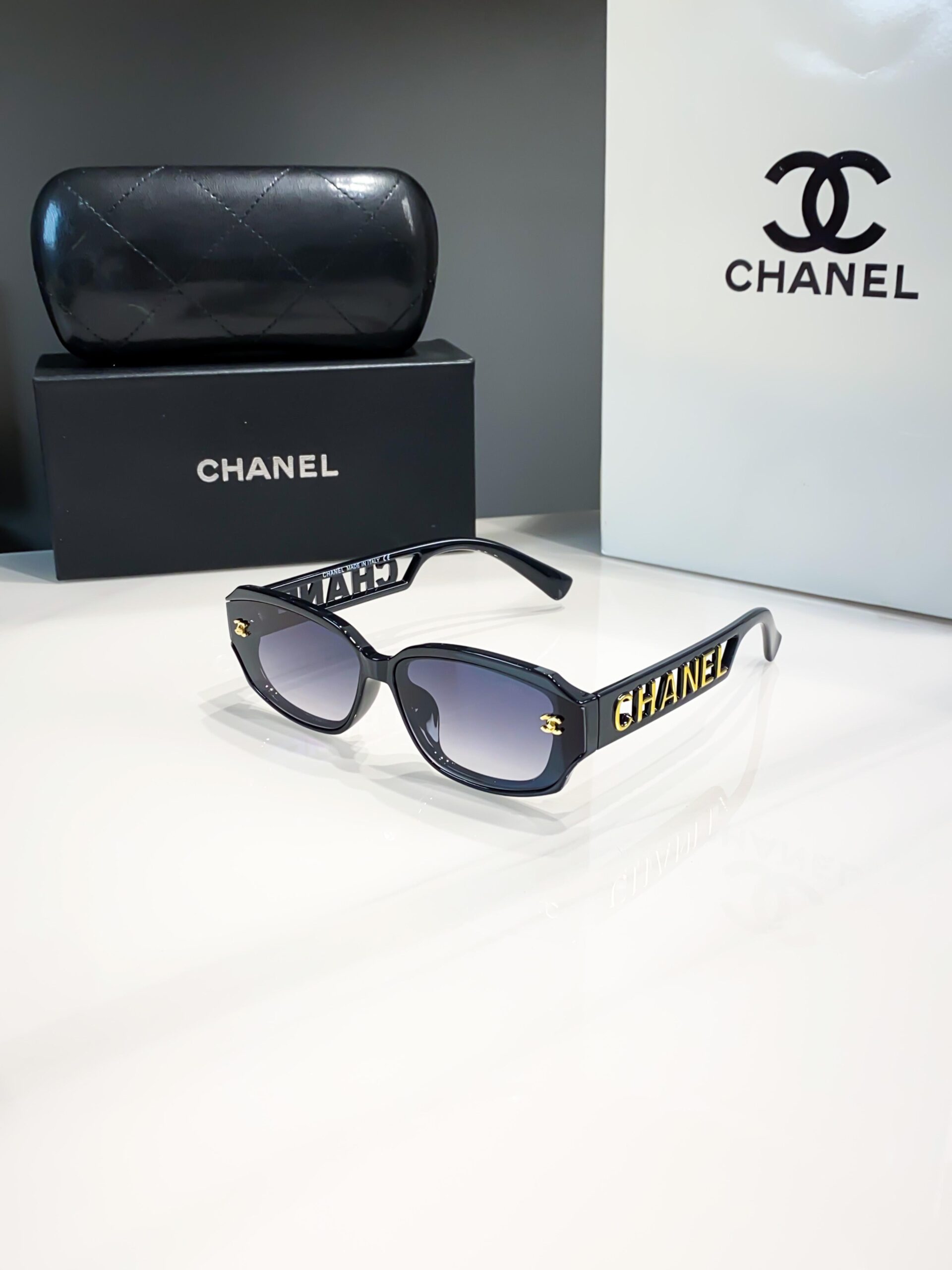 chanel_60