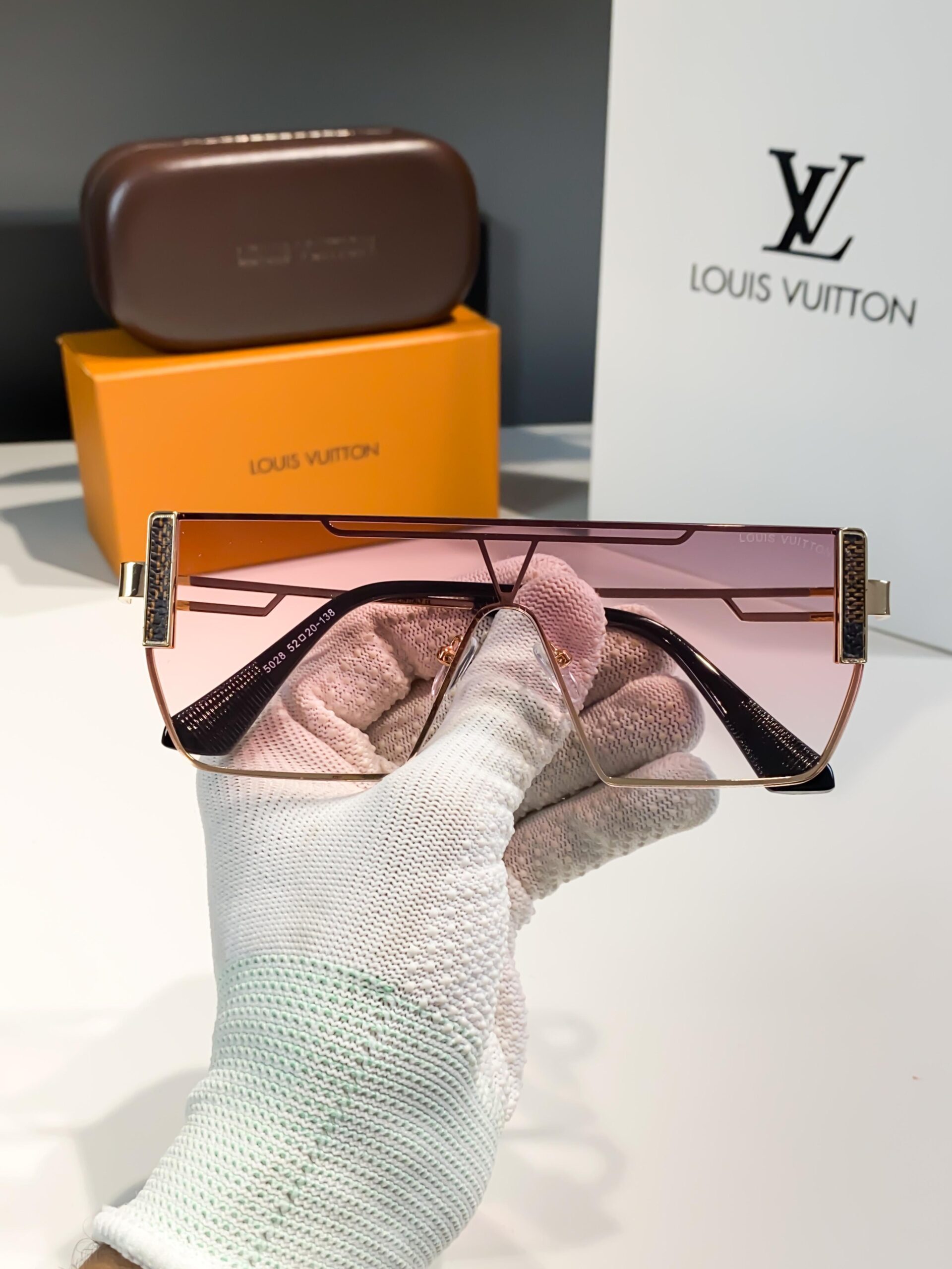 Louis_vuitton_PINK 3003 - Image 4