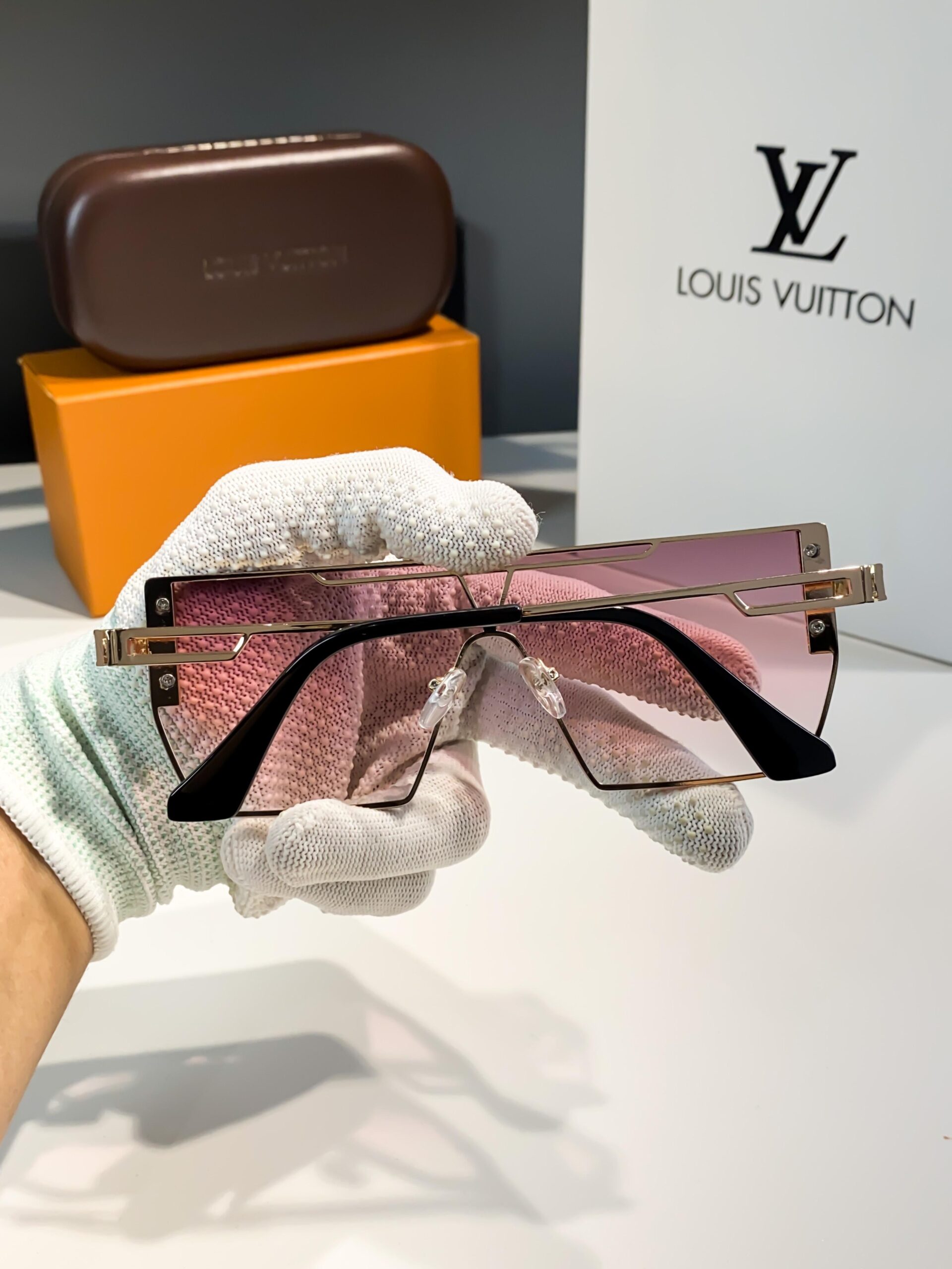Louis_vuitton_PINK 3003 - Image 3