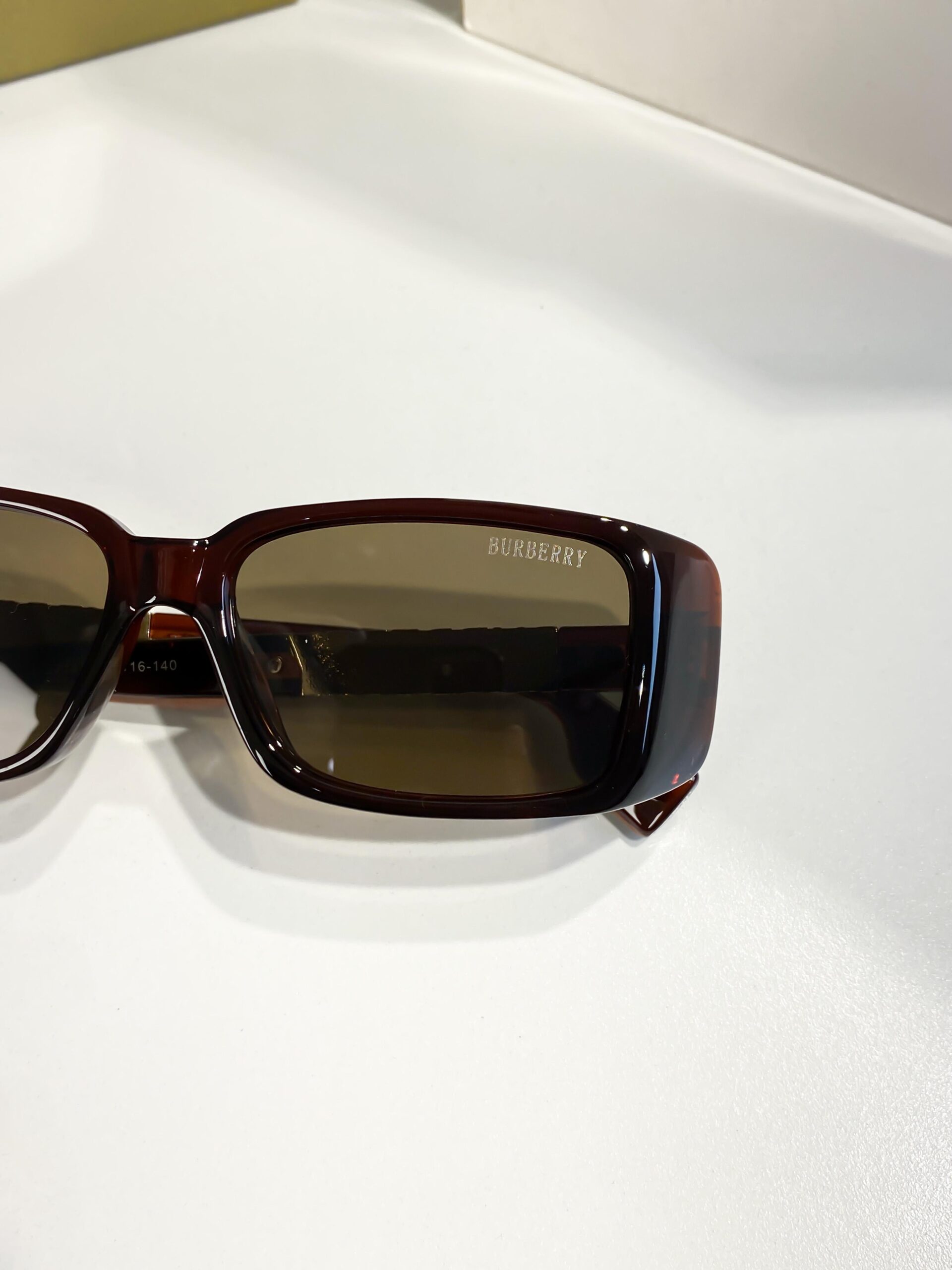 Burberry_brown_27141 - Image 5