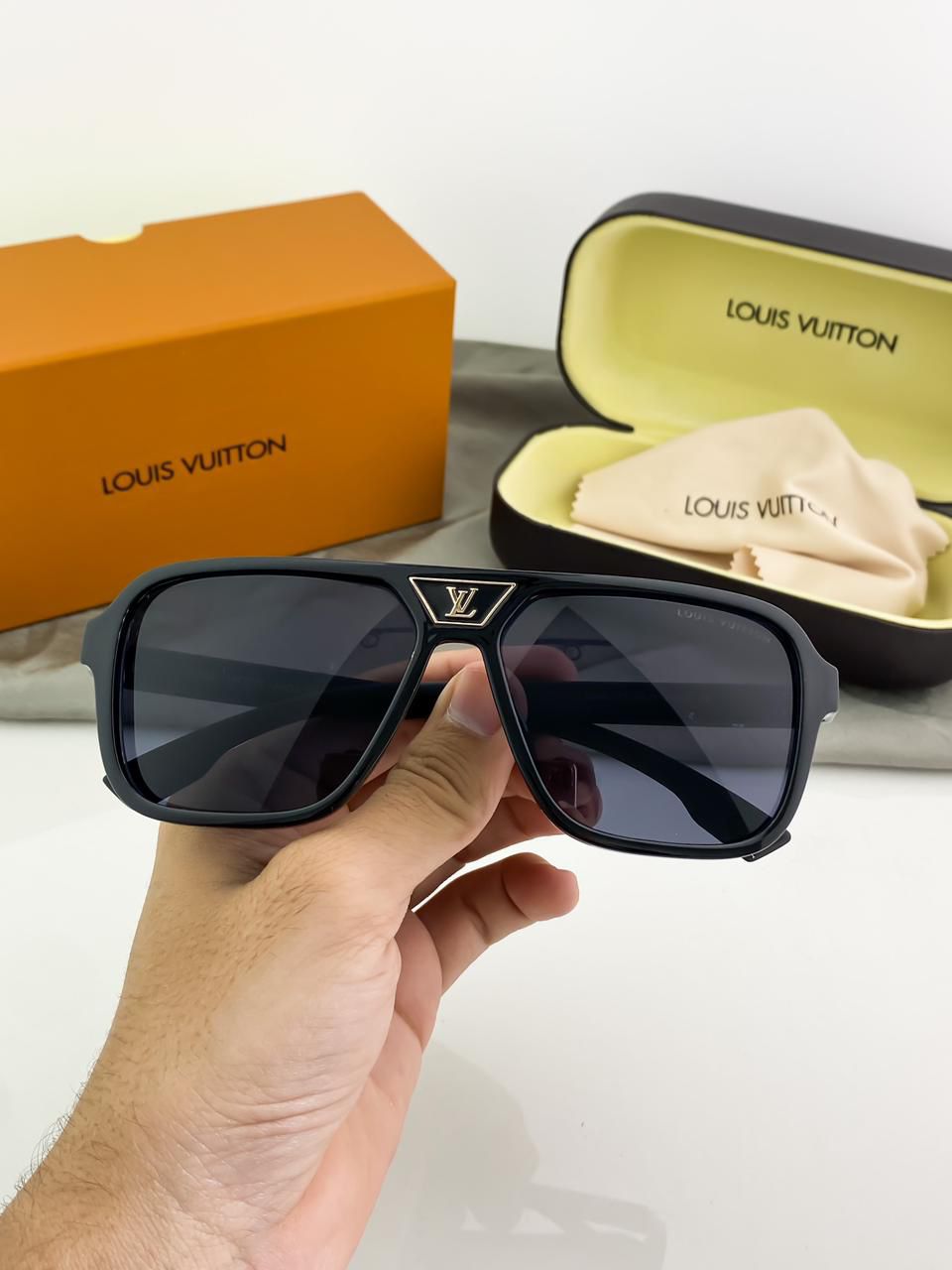 Louis_vuitton_black_8946 - Image 5