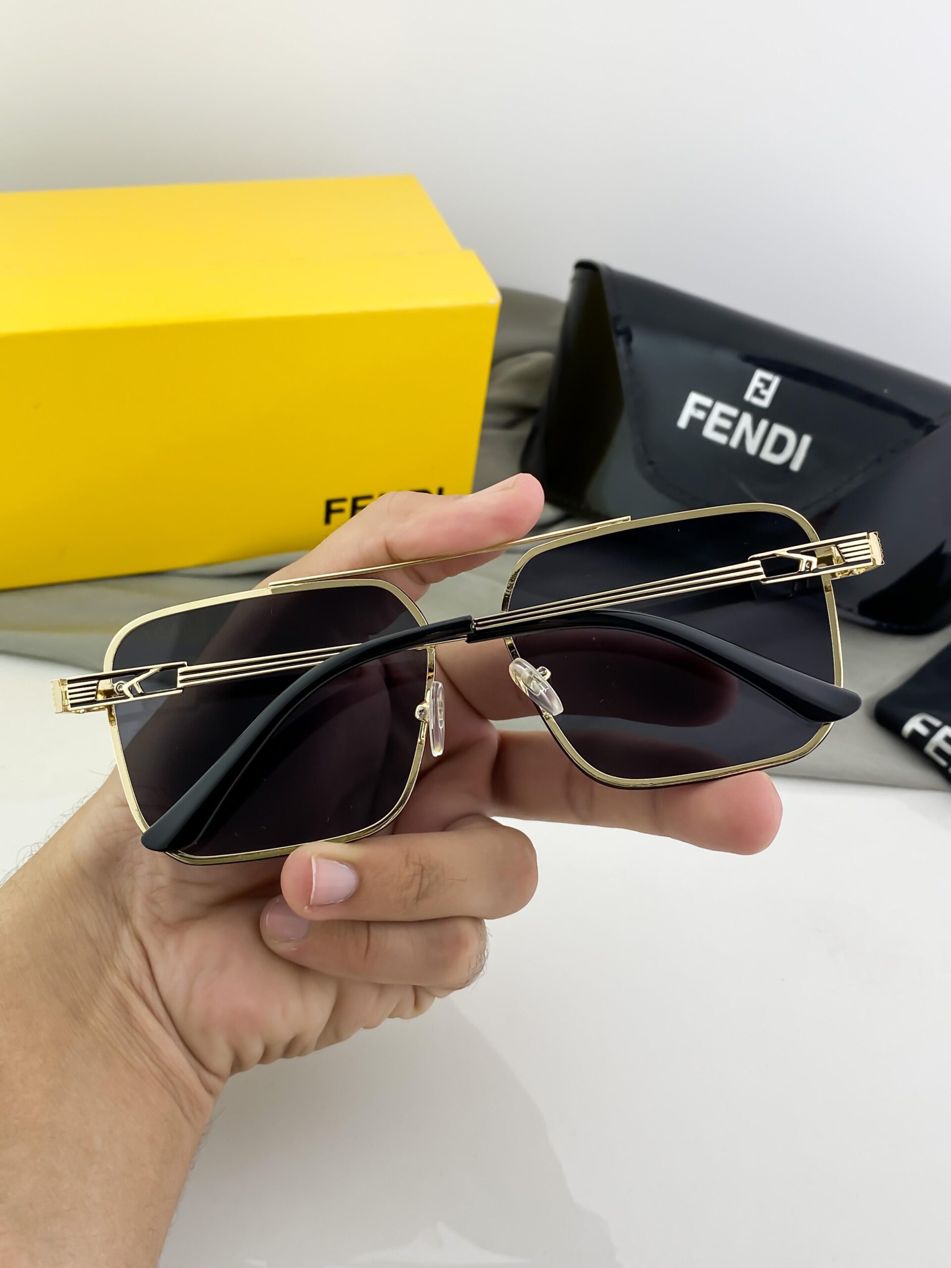 Fend gold black 8011 - Image 5