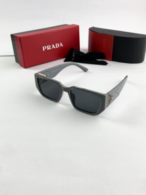 Prad_grey_black_58043