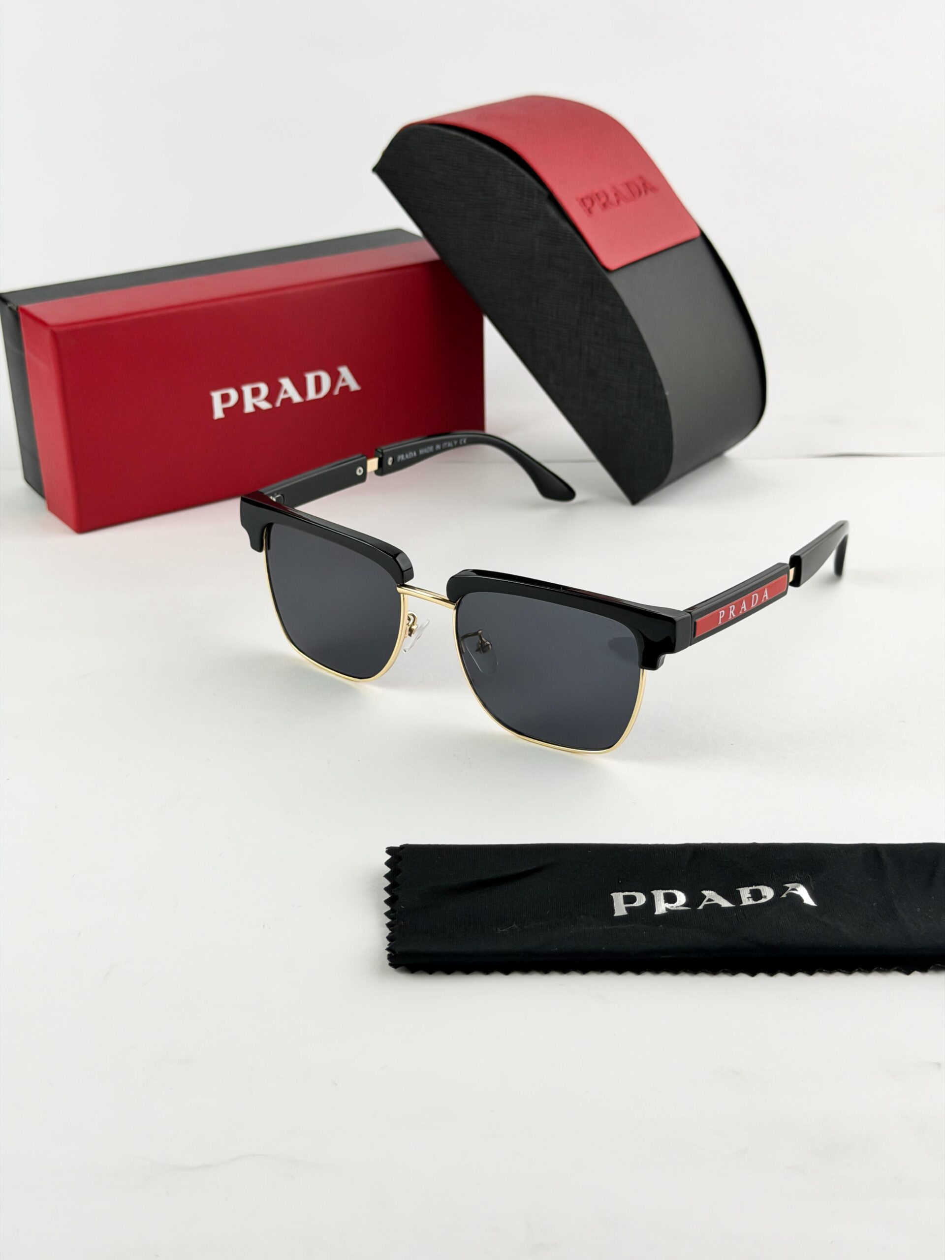 Prad_ gold black 08y