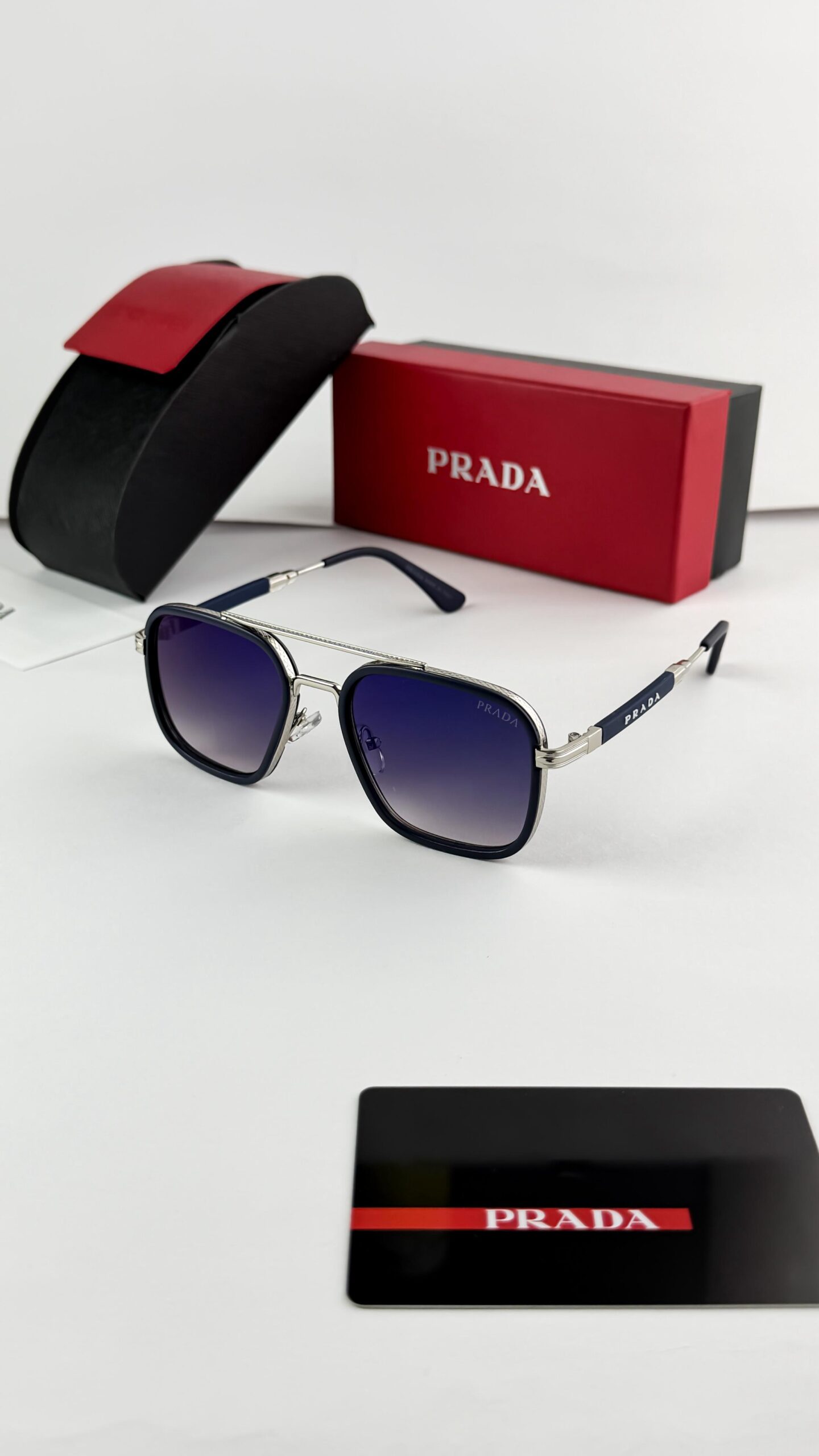 Prad_silver_blue_277