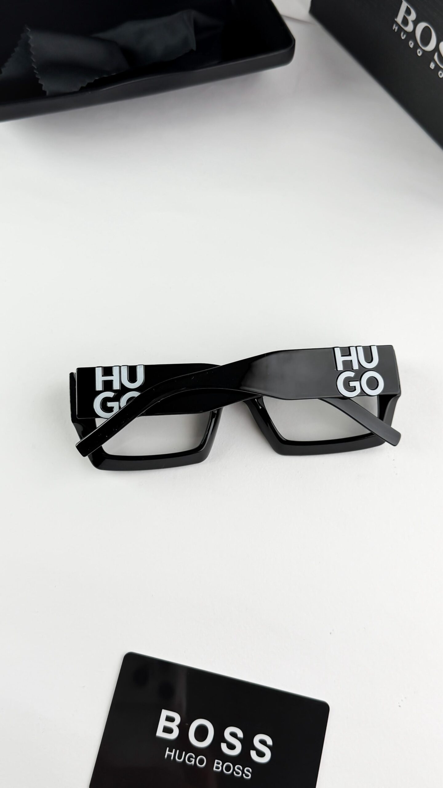 Boss black plano 1310 - Image 3