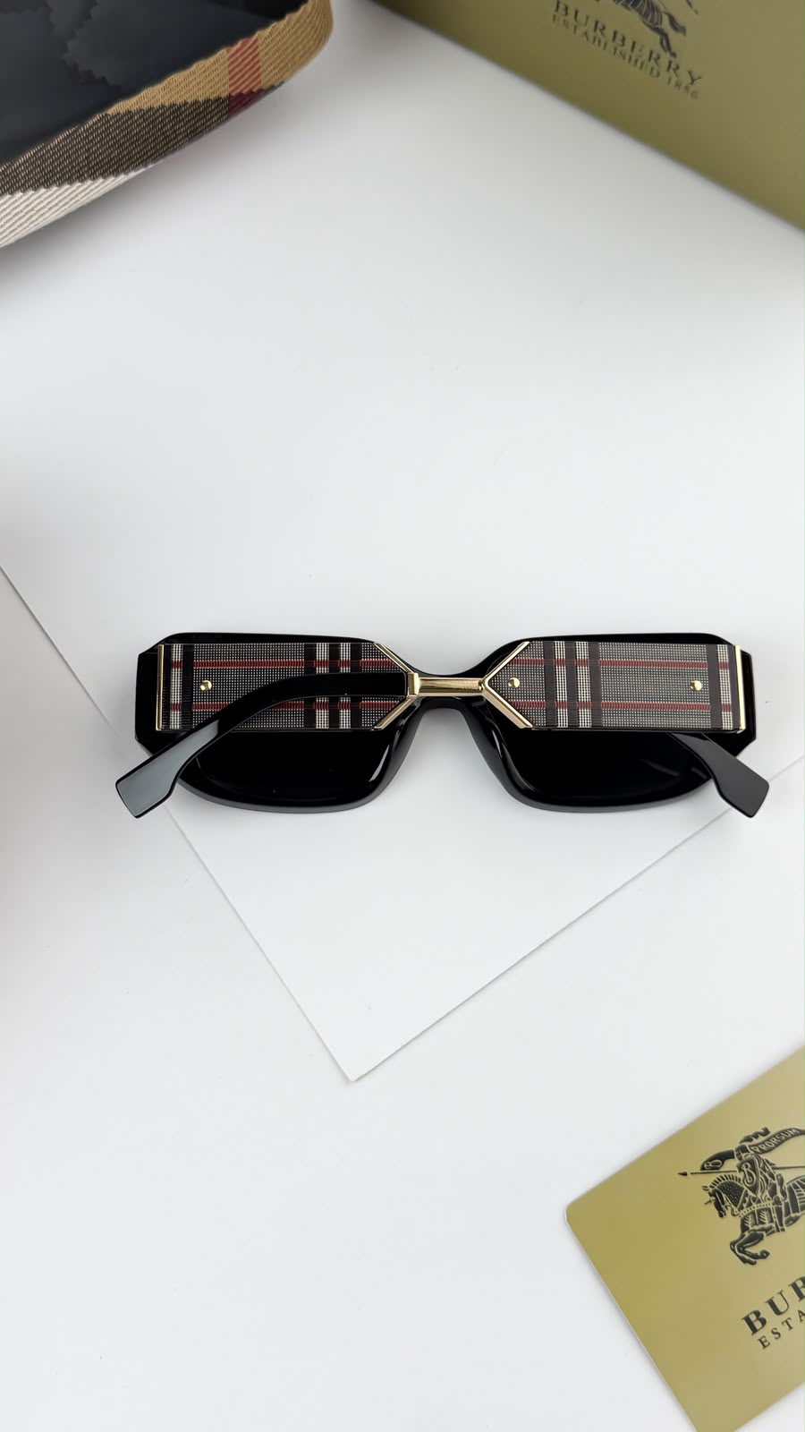Burberr_gold_black_98410 - Image 5
