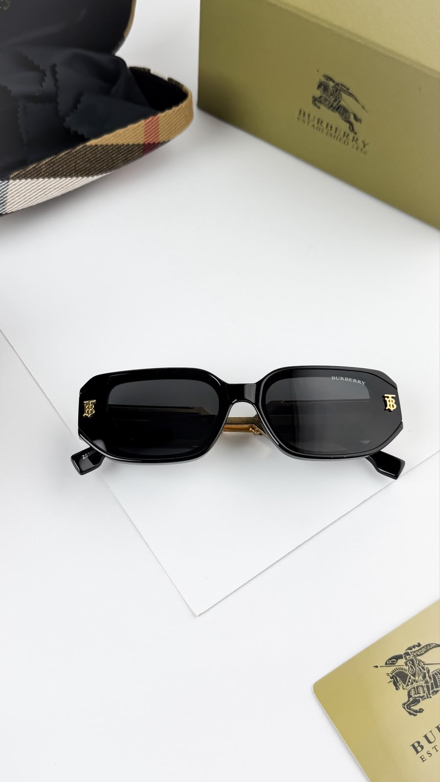 Burberr_gold_black_98410 - Image 4